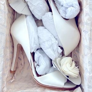 UNOPENED BADGLEY MISCHKA RANDALL D’ORSAY PUMP